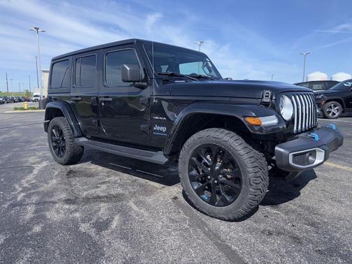 Black Clearcoat 2023 Jeep Wrangler 4xe Sahara