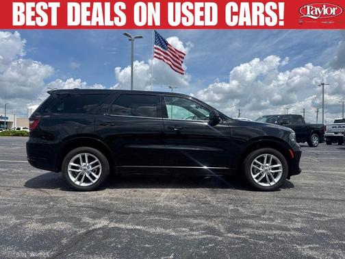 DB Black Crystal Clearcoat 2023 Dodge Durango GT
