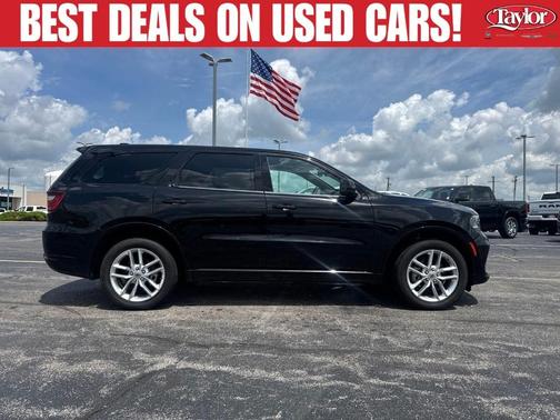 DB Black Crystal Clearcoat 2023 Dodge Durango GT