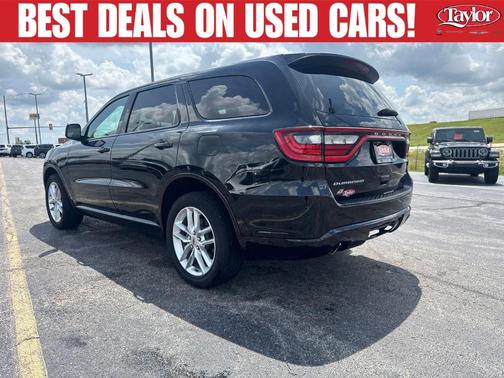 DB Black Crystal Clearcoat 2023 Dodge Durango GT