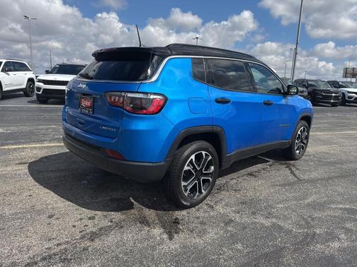 Hydro Blue Pearlcoat 2024 Jeep Compass Limited