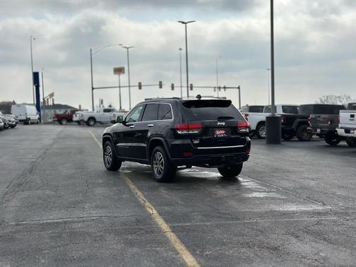 2022 Jeep Grand Cherokee WK Limited