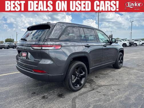 Metallic 2025 Jeep Grand Cherokee Limited