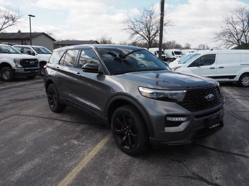 Photo 3 of 25 of 2021 Ford Explorer ST