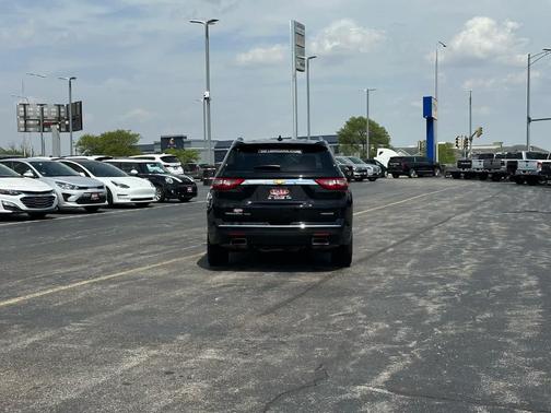 2021 Chevrolet Traverse Premier