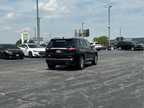 2021 Chevrolet Traverse Premier