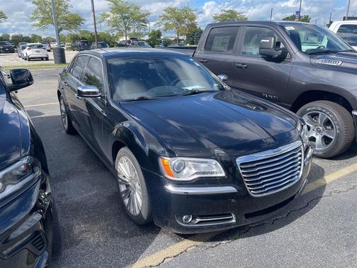 2012 Chrysler 300 Limited