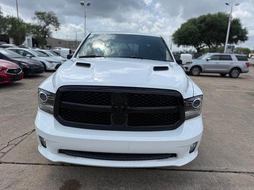 Bright White Clearcoat 2017 RAM 1500 Sport