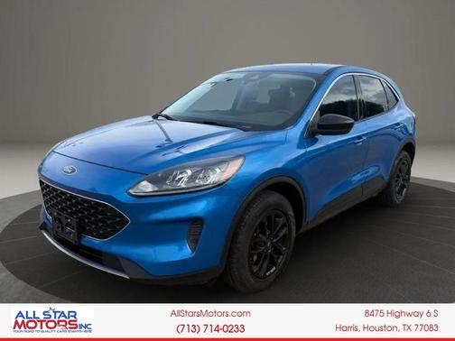 Velocity Blue Metallic 2021 Ford Escape SE