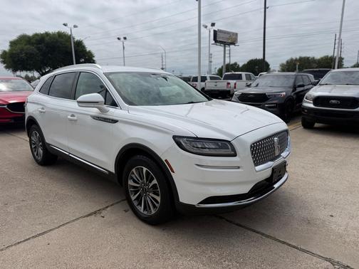 2021 Lincoln Nautilus Standard