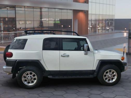 2012 Toyota FJ Cruiser Base