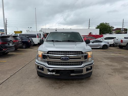 Ingot Silver Metallic 2019 Ford F-150 XL