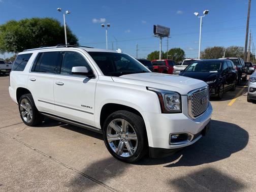 2017 GMC Yukon Denali