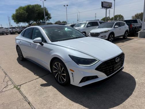 2020 Hyundai SONATA Limited
