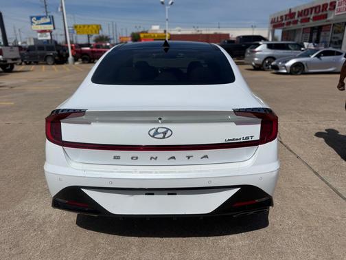 2020 Hyundai SONATA Limited
