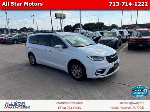 Bright White Clearcoat 2022 Chrysler Pacifica Touring