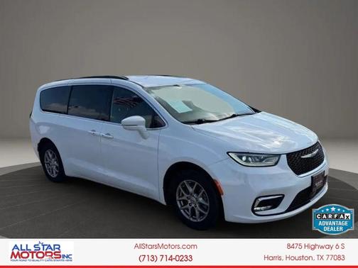 Bright White Clearcoat 2022 Chrysler Pacifica Touring
