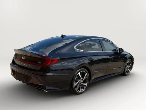 Phantom Black 2021 Hyundai SONATA SEL Plus