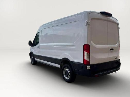 Oxford White 2024 Ford Transit-250 Base