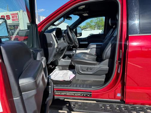 2022 Ford F-350 Lariat