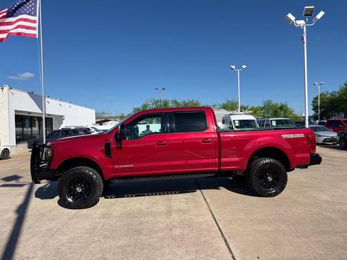 2022 Ford F-350 Lariat