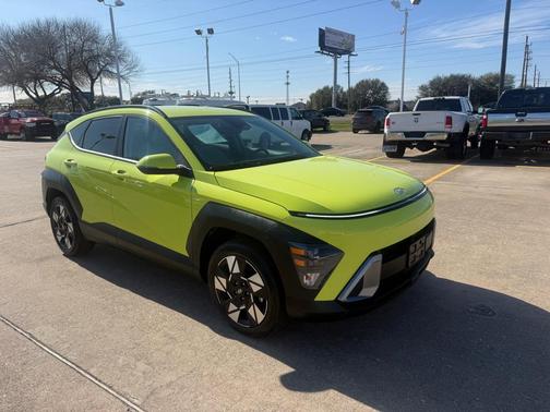 2025 Hyundai KONA SEL