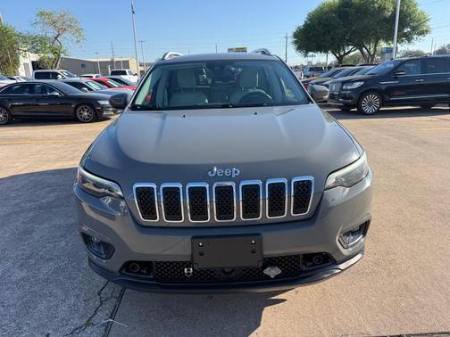 2021 Jeep Cherokee Latitude Lux