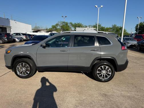 2021 Jeep Cherokee Latitude Lux