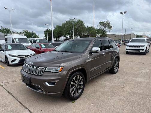 Walnut Brown Metallic Clearcoat 2018 Jeep Grand Cherokee Overland