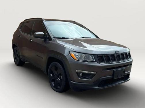 Granite Crystal Metallic Clearcoat 2020 Jeep Compass Latitude