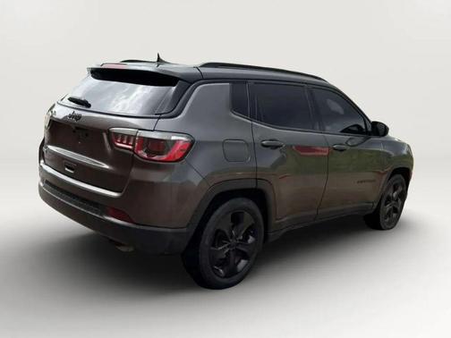 Granite Crystal Metallic Clearcoat 2020 Jeep Compass Latitude