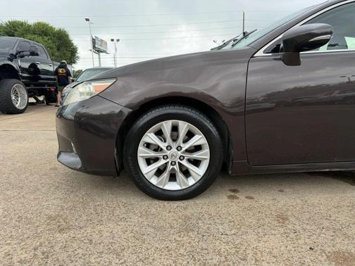 Obsidian 2013 Lexus ES 300h Base