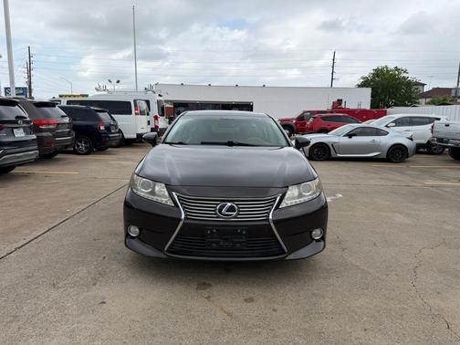 2013 Lexus ES 300h Base