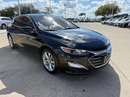2021 Chevrolet Malibu FWD LT