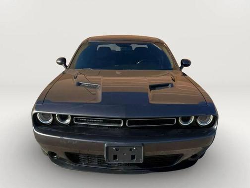 Granite Pearlcoat 2019 Dodge Challenger SXT