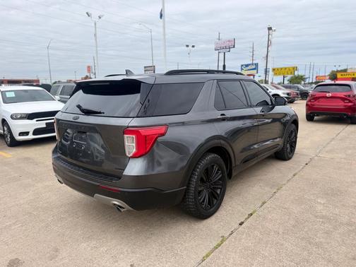 Magnetic Metallic 2020 Ford Explorer Limited