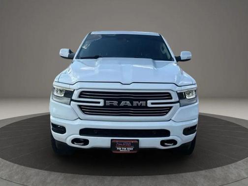 Bright White Clearcoat 2022 RAM 1500 Laramie