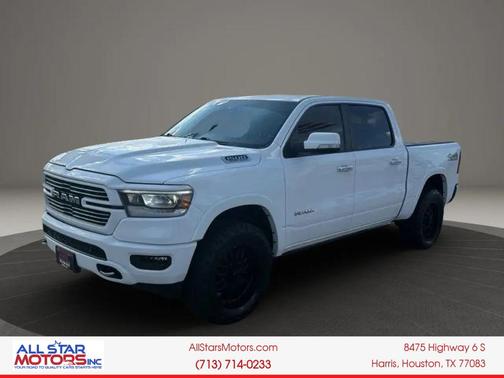 Bright White Clearcoat 2022 RAM 1500 Laramie