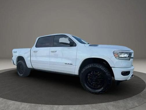 Bright White Clearcoat 2022 RAM 1500 Laramie