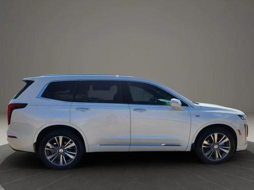 2020 Cadillac XT6 Premium Luxury FWD