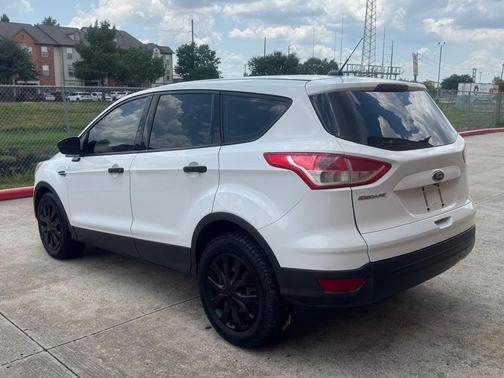 Oxford White 2014 Ford Escape S