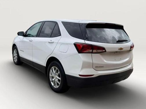 Summit White 2024 Chevrolet Equinox LS