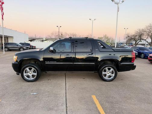 2012 Chevrolet Avalanche 1500 LTZ