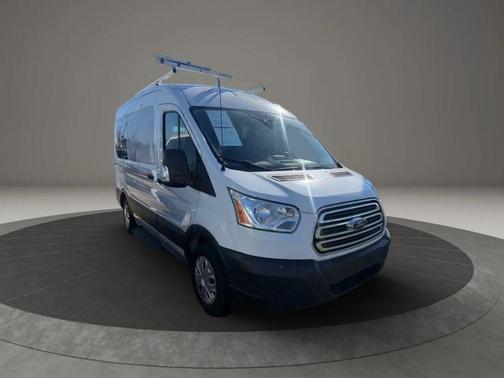 Oxford White 2019 Ford Transit-150 XLT