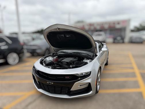 Silver Ice Metallic 2019 Chevrolet Camaro 2SS