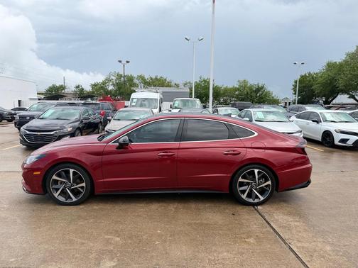 Ultimate Red 2023 Hyundai SONATA SEL Plus