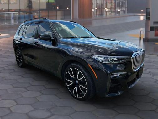 2019 BMW X7 xDrive50i
