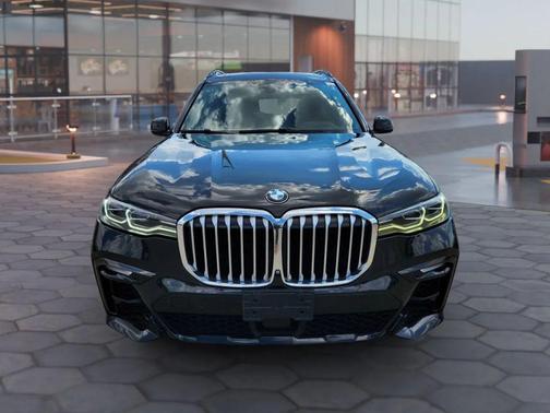 2019 BMW X7 xDrive50i
