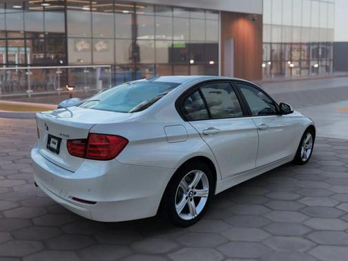 2015 BMW 328 328i Sedan 4D