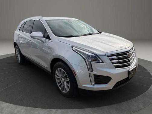 Gray 2017 Cadillac XT5 Luxury